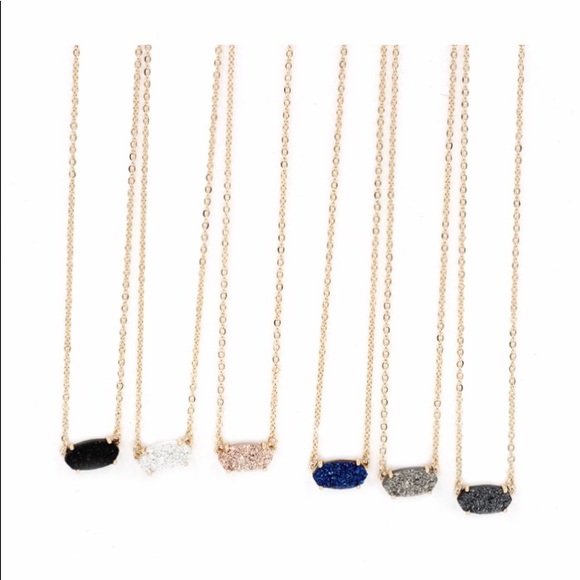 NEW 💎 Gray platinum druzy necklace gold chain - Picture 4 of 4